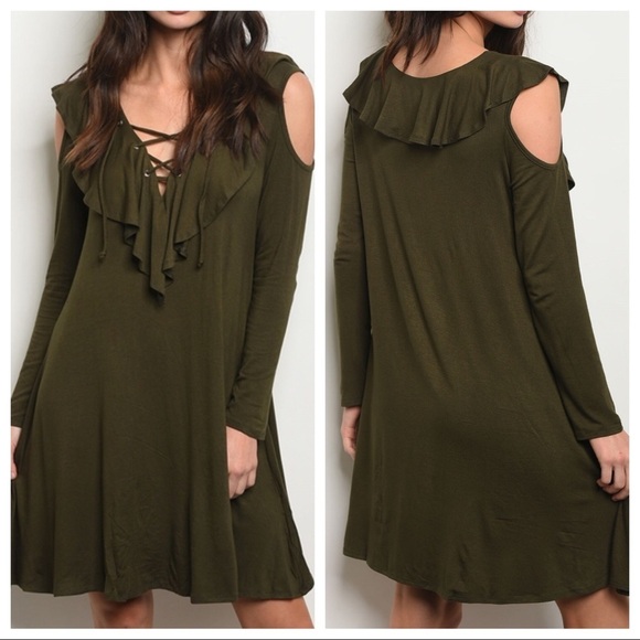3/$36 CHERISH green cold shoulder lace up dress - Picture 1 of 8